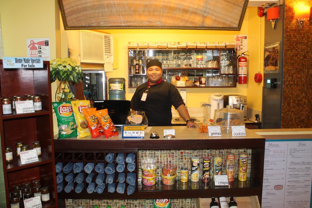 Franchise One Hotel Makati City Eksteriør bilde