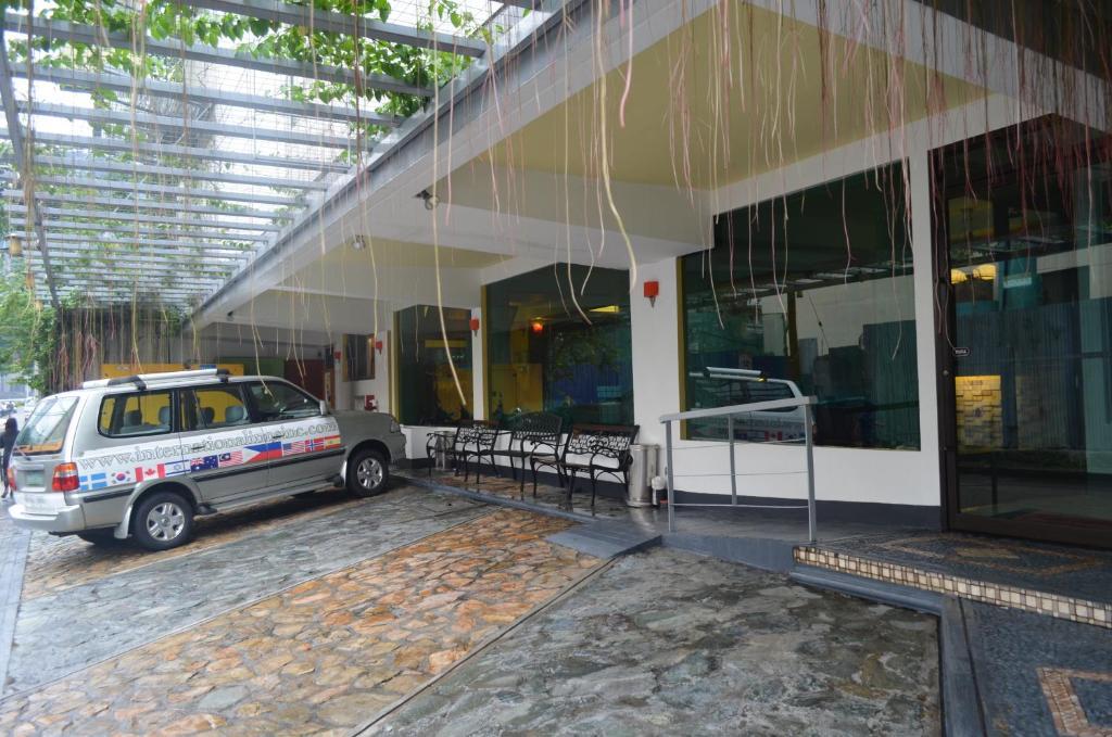 Franchise One Hotel Makati City Eksteriør bilde